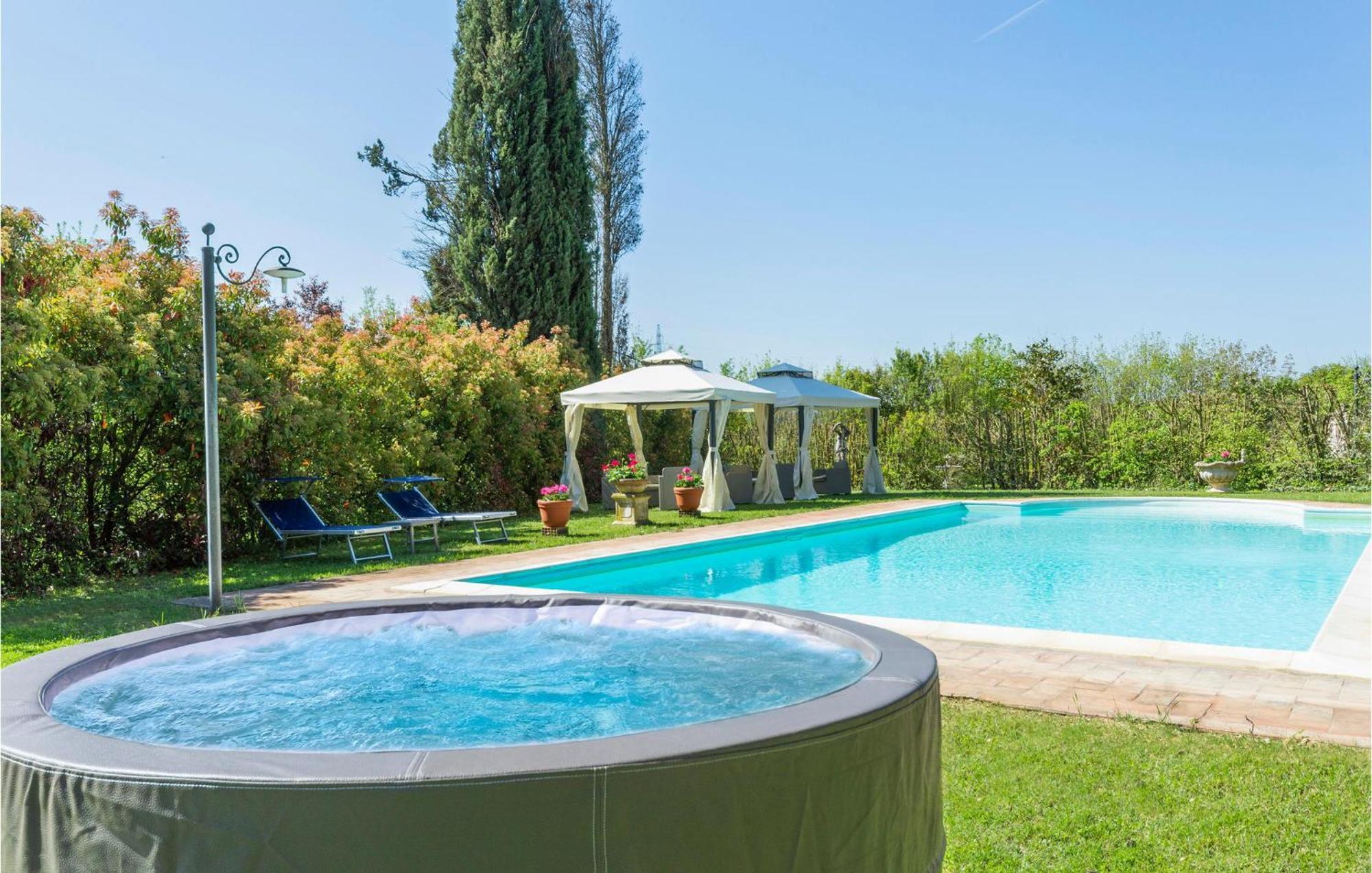 Villa Pieve, Lucignano Exterior photo